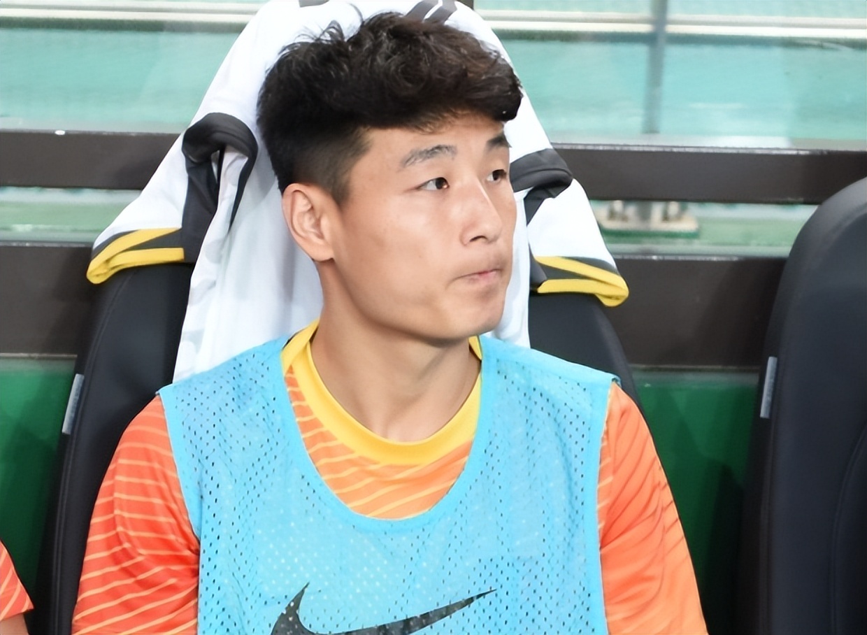 自然不容小